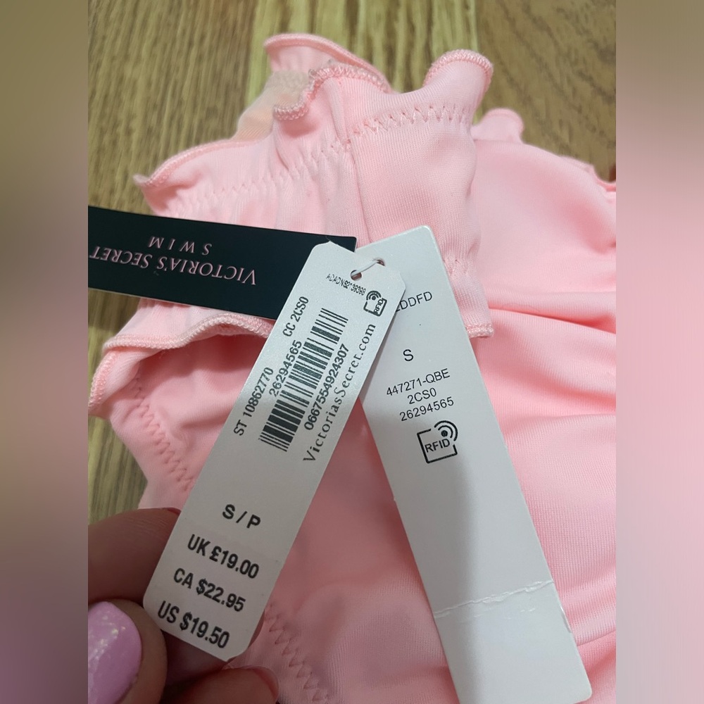 Victoria’s Secret Bikini Set Top 34 C and bottom Small - Picture 3 of 4